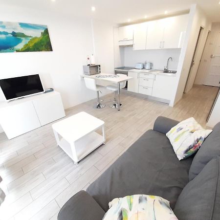 Playa Honda Luxury Apartment Арона Екстериор снимка