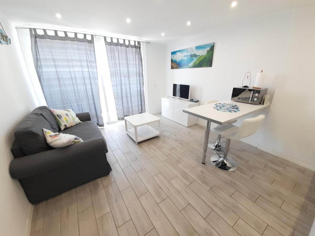 Playa Honda Luxury Apartment Арона Екстериор снимка